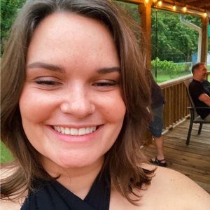 Meet your Posher, Emma